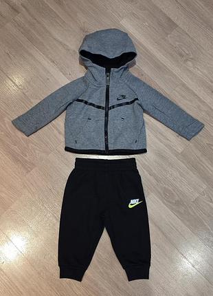 Костюм комплект nike на 3-6міс