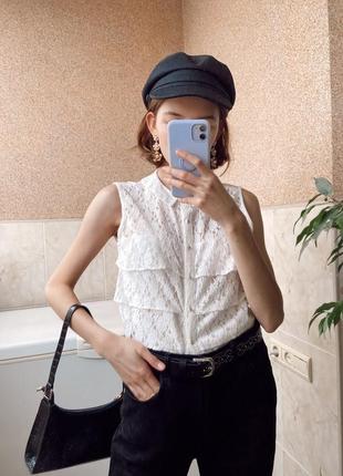 Гипюровая рубашка zara с вышивкой на короткий рукав белая блуза со сборкой5 фото