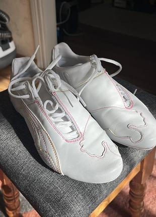 Кросівки, puma ,жіночі, устілка 22.5-23 см,білі ж кольоровими вставками