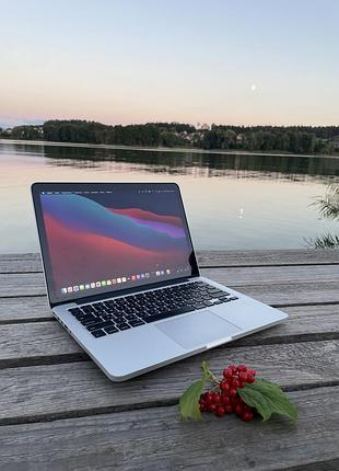 Продам macbook pro 13/256gb