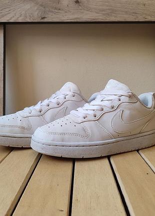 Женские стильные кроссовки nike белые р.36 23см