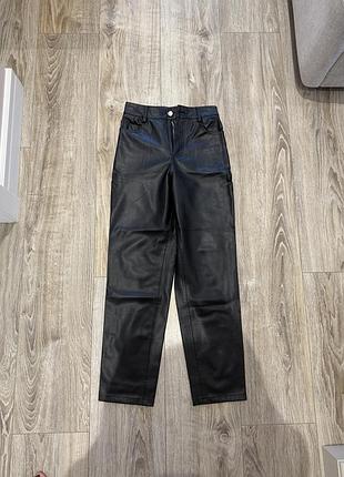 Шкіряні штани zara