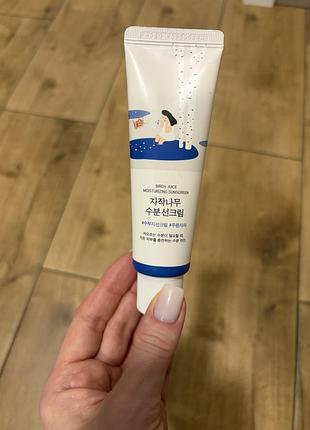 Round lab сонцезахисний крем для обличчя birch juice sunscreen