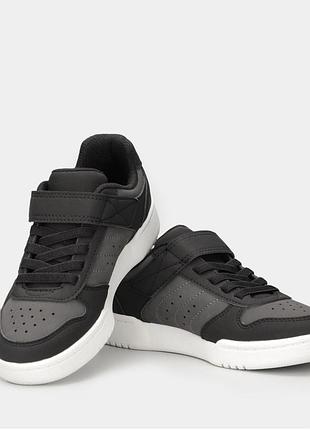 Skechers кросівки оригінал р.33