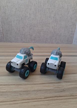 Металеві машинки блиск і чудо машинки blaze & the monster machines