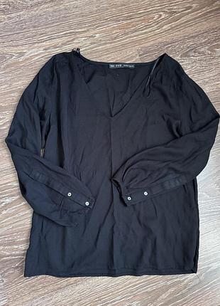Стильна чорна блуза zara розмір м