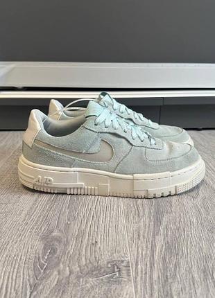 Кросівки жіночі nike air force 1 pixel