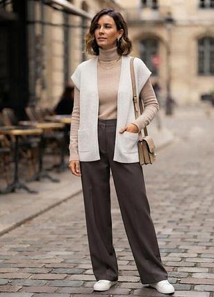 Кашеміровий жилет the white company
100% кашемір,ніжний