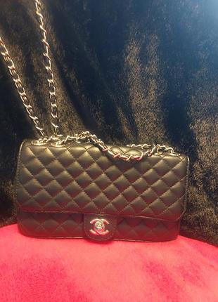 Продам сумку chanel