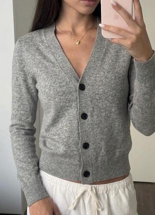 Кардиган вовняний від uniqlo