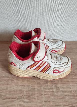 Кожаные кроссовки на девочку adidas 23р. 14.5 см.
