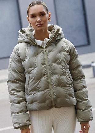 Оливковая куртка с декоративной вышивкой xxl-3xl