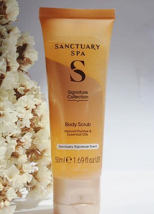 🔸🚿 ароматний розкішний спа скраб для тіла з ефірними оліями гелевий sanctuary spa signature body scrub з натуральною пемзою мініатюра
