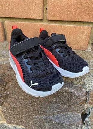 Дитячі кросівки puma