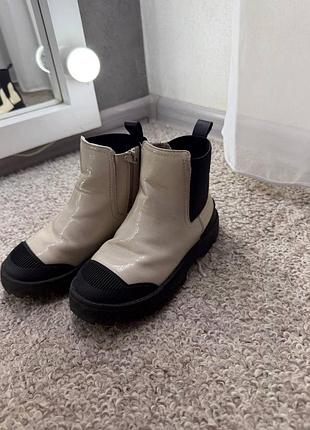 Детские сапожки zara