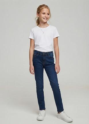 Підліткові темно сині джинси на дівчинку republic of denim 11-12 років 152 см , стан ідеал . бавовна , віскоза . підліткові джинси на дівчинку