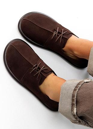 Сучасні замшеві шоколадні туфлі в стилі barefoot