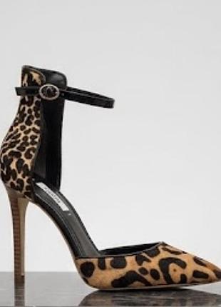 Жіночі босоніжки на підборах guess р.40