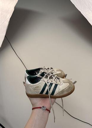Дитячі кросівки adidas universal вінтажні, розмір 24