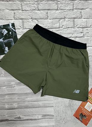 Чоловічі спортивні шорти new balance