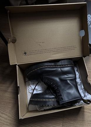 Dr. martens жіночі оригінал