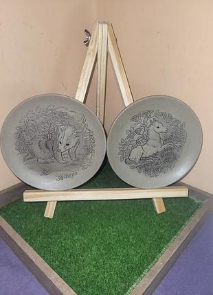Вінтажні колекційні тарілки poole pottery англія (борсук та лоша), 13 см