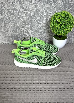 Nike wmns roshe one flyknit кроссовки 39 размер салатовые оригинал
