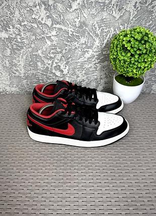 Jordan air 1 low кроссовки 42 размер баскетбольные кожаные черные