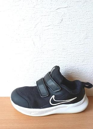 Кроссовки nike 25 р. стелька 15,5 см.