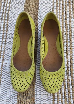 Clarks air - замшевые балетки с перфорацией, u9 5 / eu 38