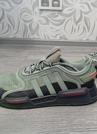 Оригінальні кросівки adidas nmd_v3 silver green carbon  hq4444