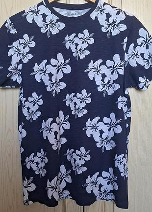Футболка стильная