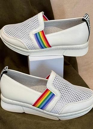 Слипоны детские, цвет белый