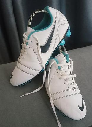 Футбольные бутсы nike ctr360