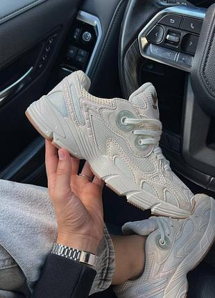 Adidas astir premium 5