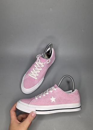Замшевые кеды converse one star с контрастной белой звездой на боковой панели