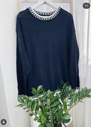 Shein. фірмовий светр