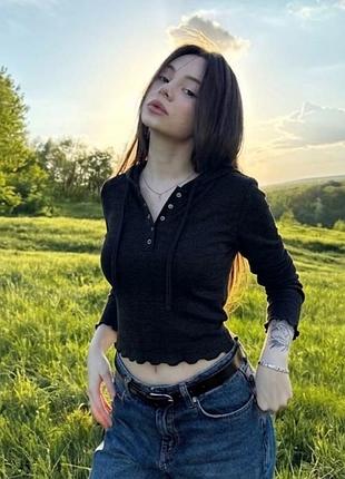 Ідеальний стан 🖤 кроп-худі  c&a 👕 вкорочена кофта з капюшоном xs-s