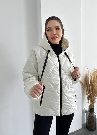 Куртка стеганая женская белая