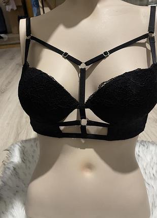 Чорний бюст пуш-ап intimissimi