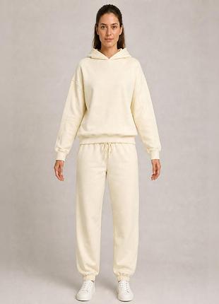 Костюм женский теплый оверсайз в молочном цвете, 2xl