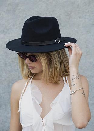 Жіночий капелюх fedora з ремінцем black