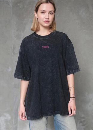 Женская вываренная оверсайз футболка without washed с принтом pink 1702 black