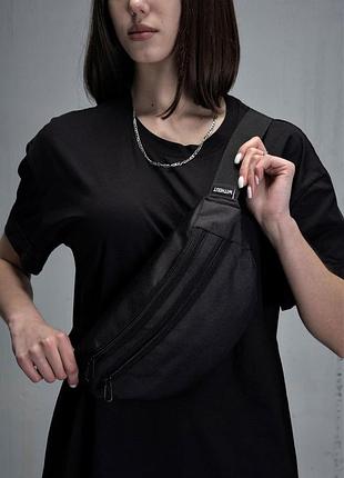 Жіноча бананка without diamond сlassic black