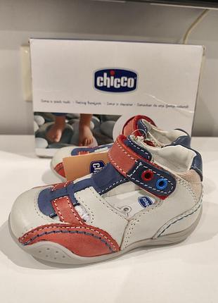 Босоножка кожа chicco 21 р