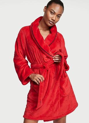 Жіночий теплий плюшевий халат victoria's secret short cozy robe червоний m/l