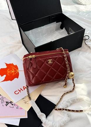 Chanel mini vanity case in bordo / gold 16x10,5x8