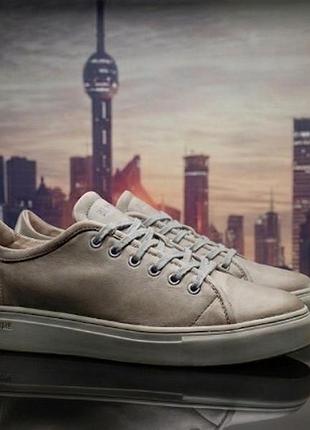 Преміальні шкіряні кеди blackstone nl-33 limestone у лаконічному дизайні. розмір 40, довжина устілки 26.5 см
