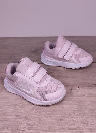 Кроссовки nike 22р