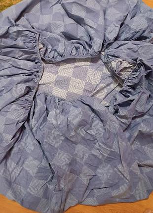 Цветной наматрасник простыний на резинке 160*200